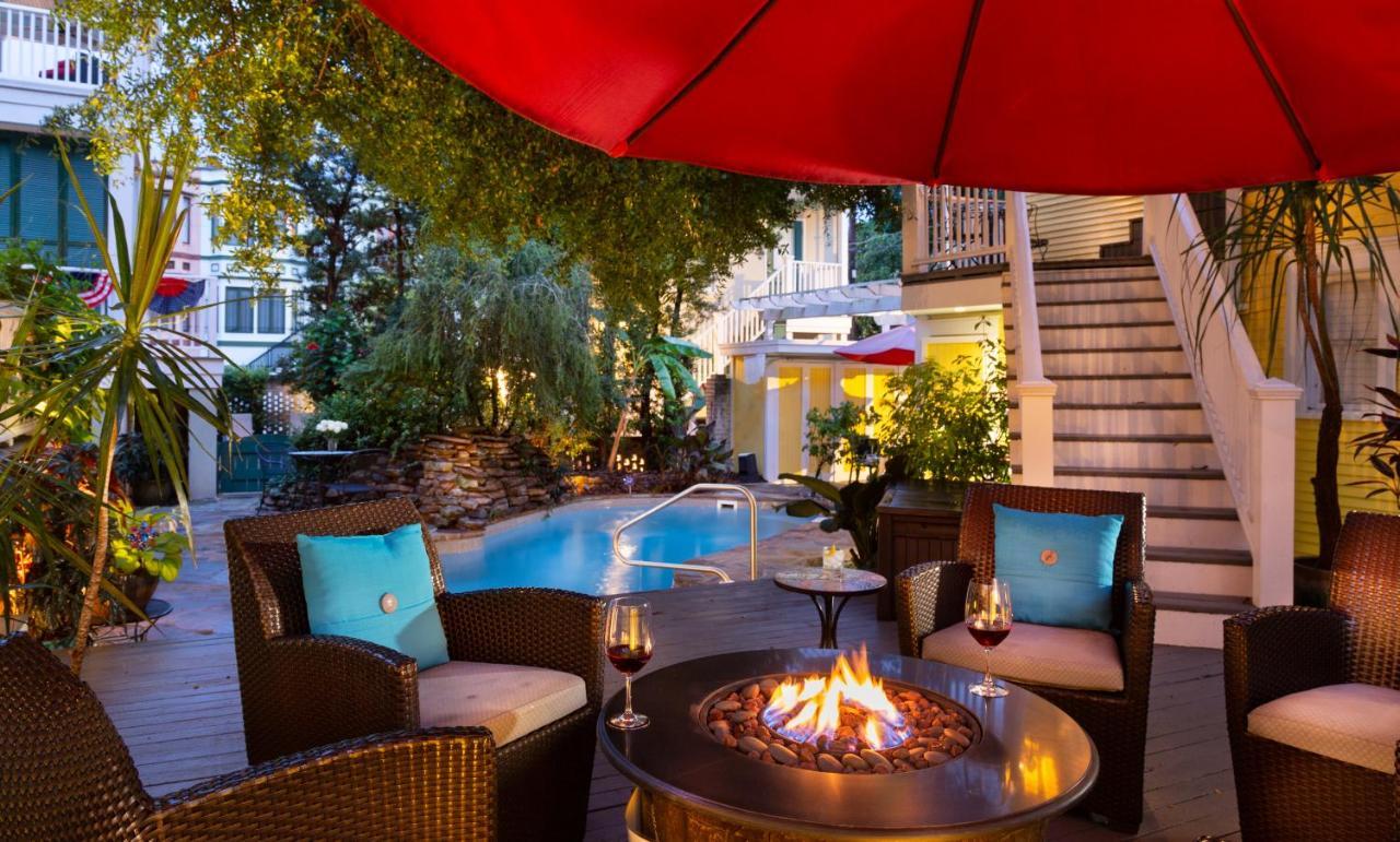 Azalea Inn And Villas Savannah Exterior foto